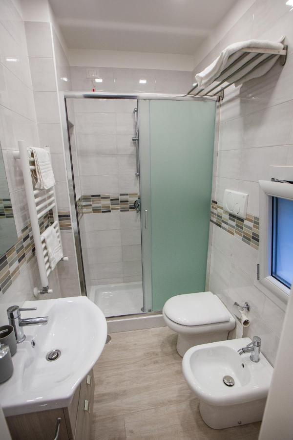 Casa Cavaliere Bed and Breakfast Napels Buitenkant foto