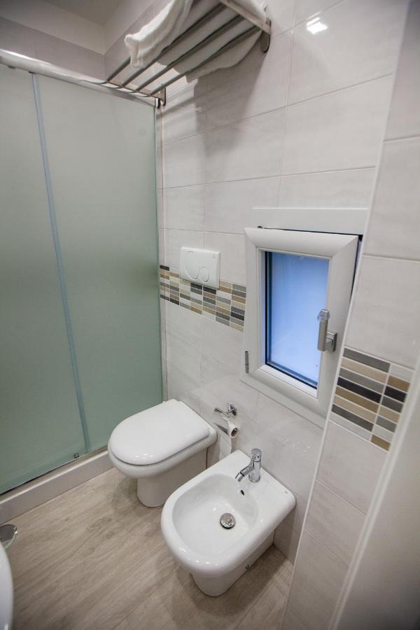 Casa Cavaliere Bed and Breakfast Napels Buitenkant foto