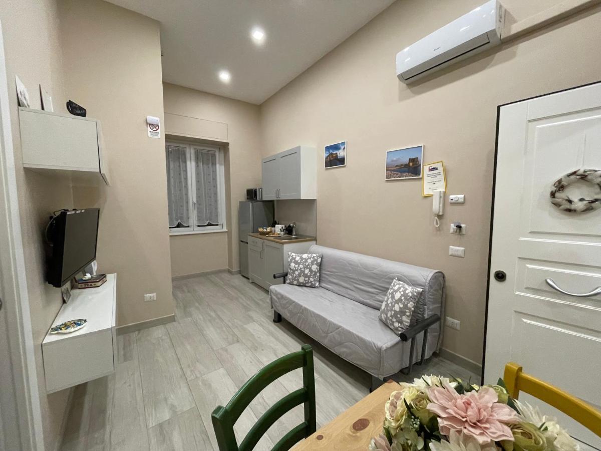 Casa Cavaliere Bed and Breakfast Napels Buitenkant foto
