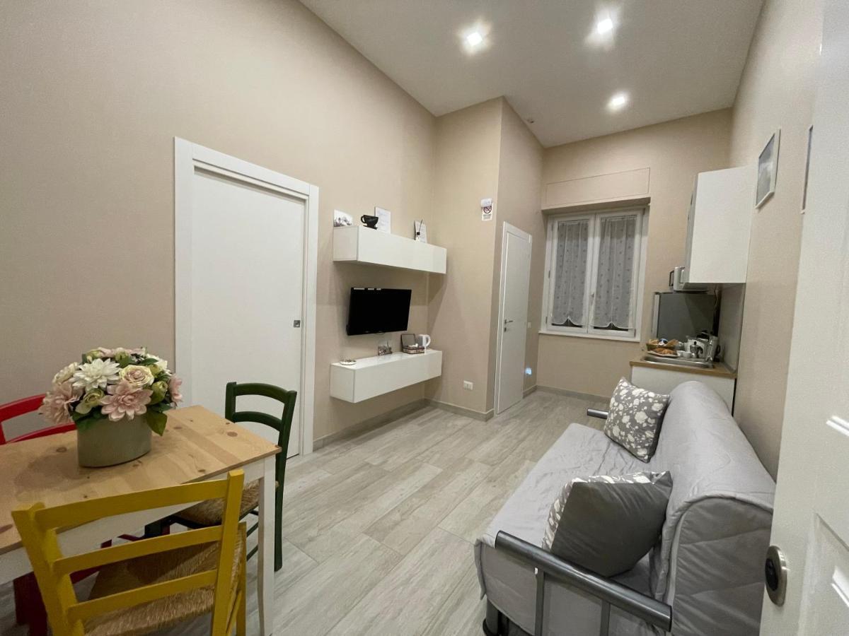 Casa Cavaliere Bed and Breakfast Napels Buitenkant foto